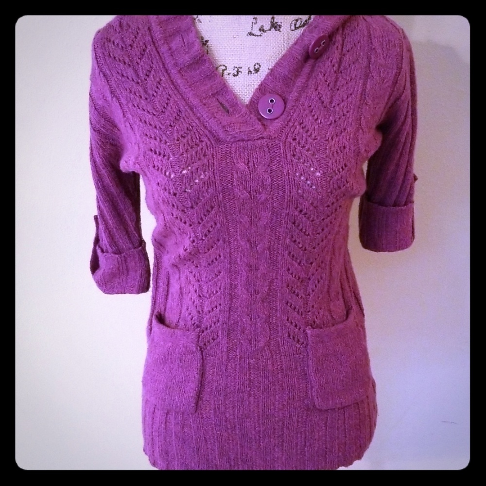 Maurice's sweater
